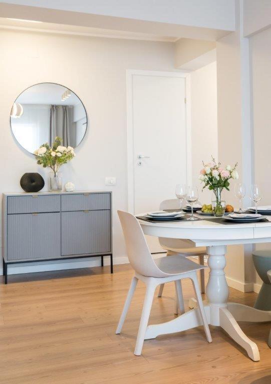 Downtown Modern - 2Br Apartment Boekarest Buitenkant foto